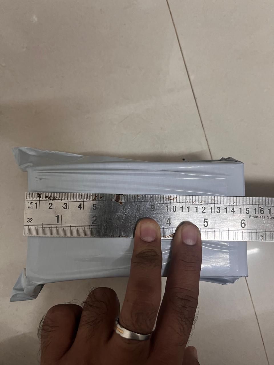 Trovieza Korean Rice Water Face & Body Scrub – Brightening, De-Tan & Anti-Aging (100g)